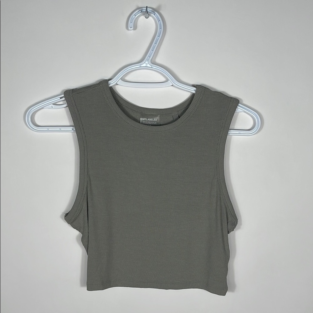 UNLABELED Ribbed Sleeveless Top